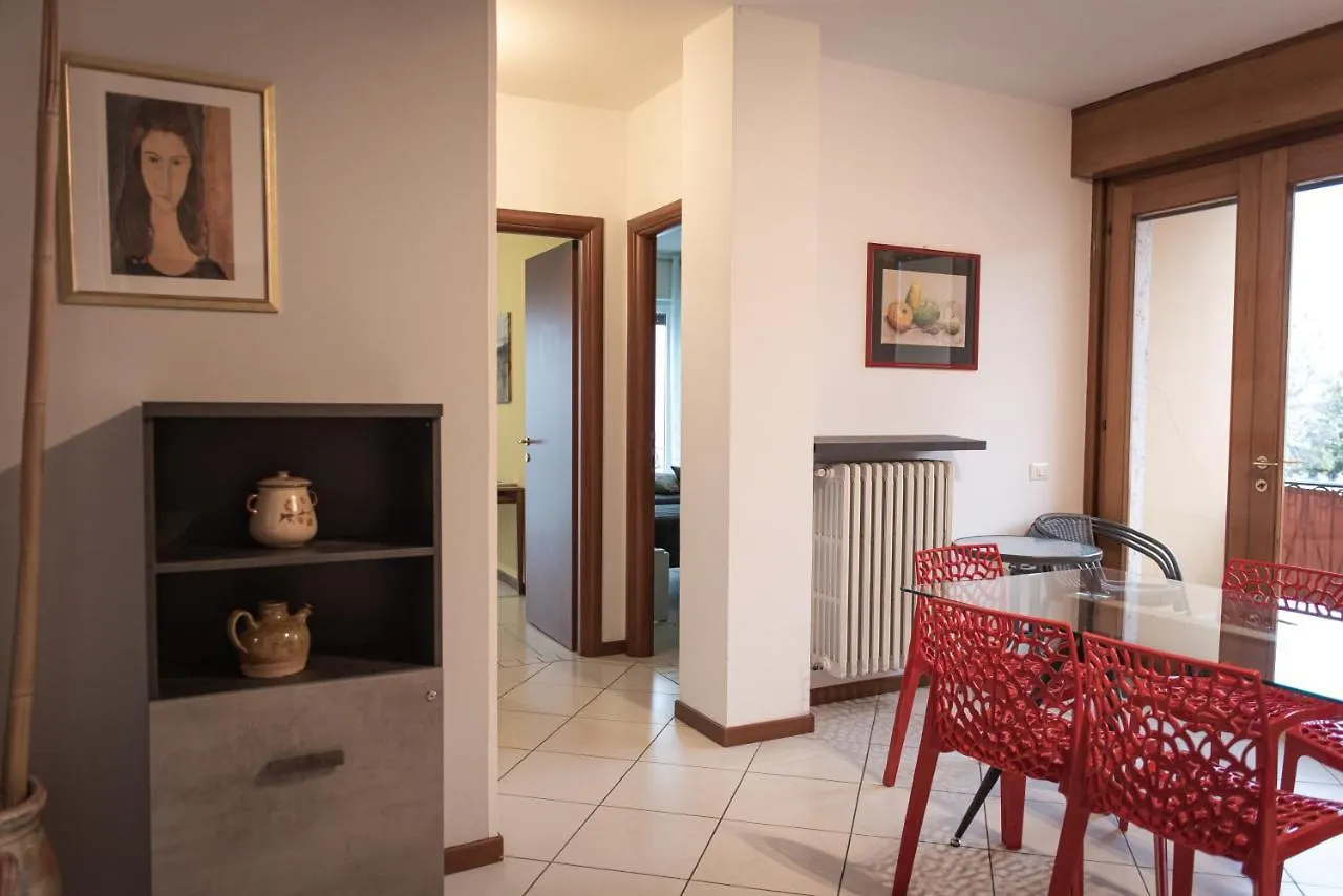 Apartment Appartamento Daisy Bardolino Italien